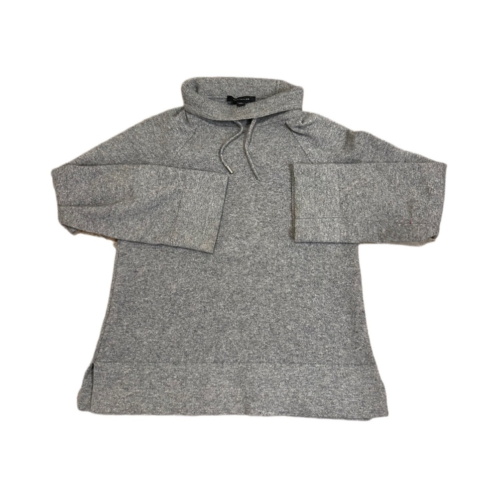 Ann Taylor Women’s XS Sweater Gray Funnel Neck Pullover 70% wool 30% nylon.